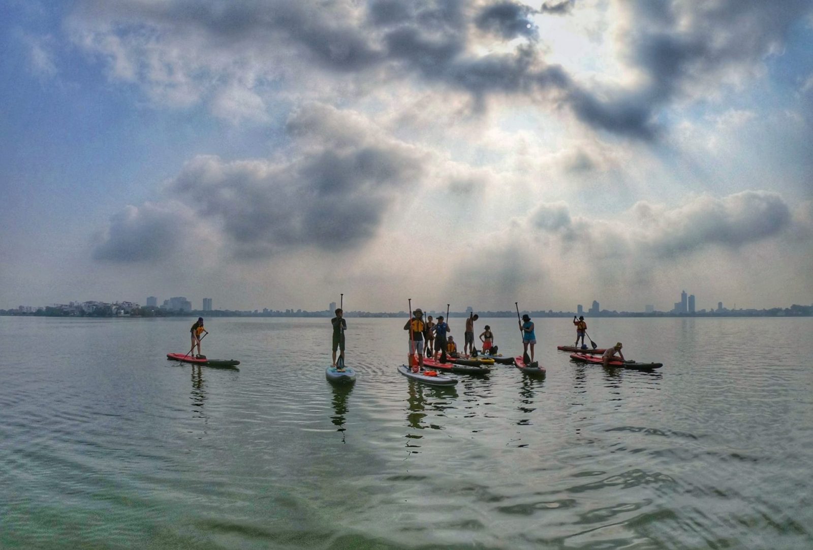 UMove Stand-UP Paddle Boarding Vietnam