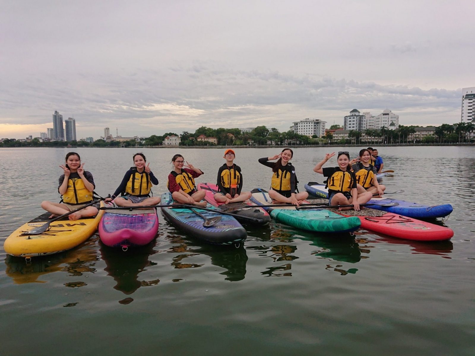 UMove Stand-UP Paddle Boarding Vietnam